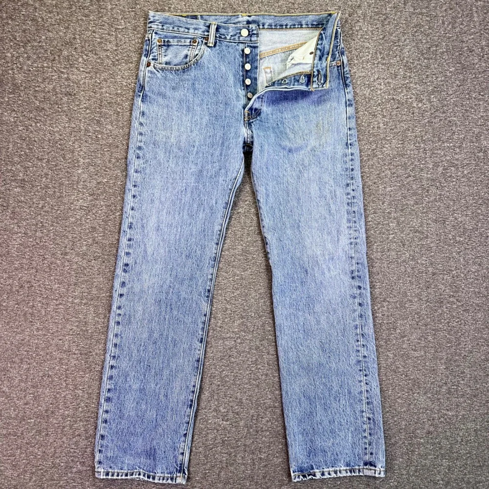 Levis 501 Original Jeans Mens 33x31 Blue Straight Light Wash Casual Button Fly